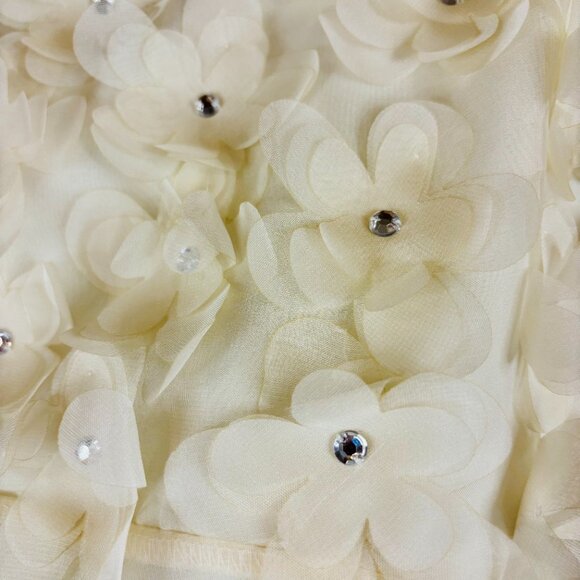Cream Sleeveless Dress w/ 3D Floral Bodice – Size M – NWOT - Picture 5 of 6